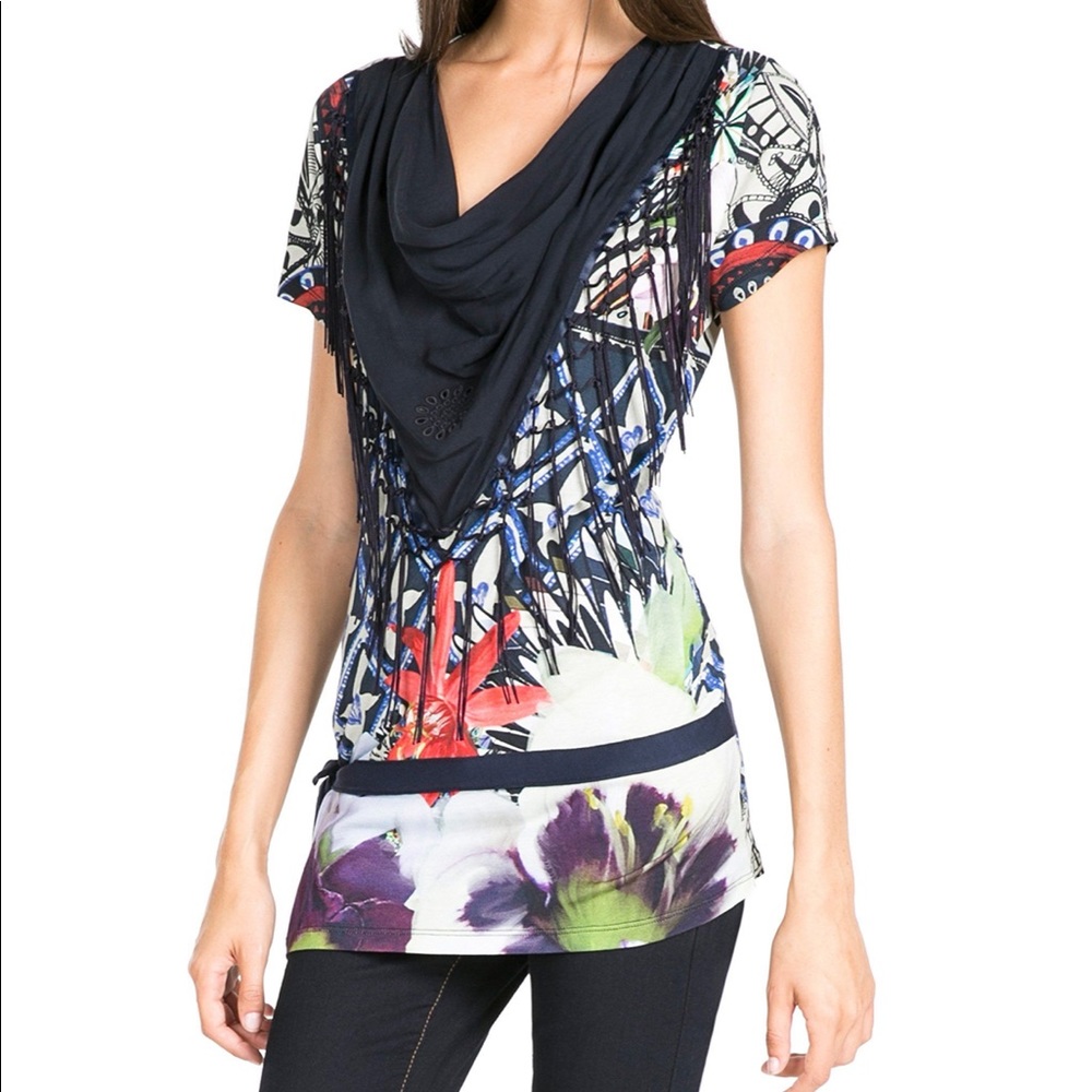 GUC Desigual shirt 💞